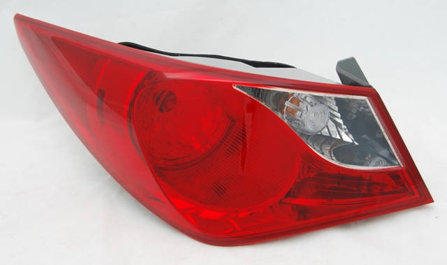 Aftermarket TAILLIGHTS for HYUNDAI - SONATA, SONATA,11-14,LT Taillamp assy outer