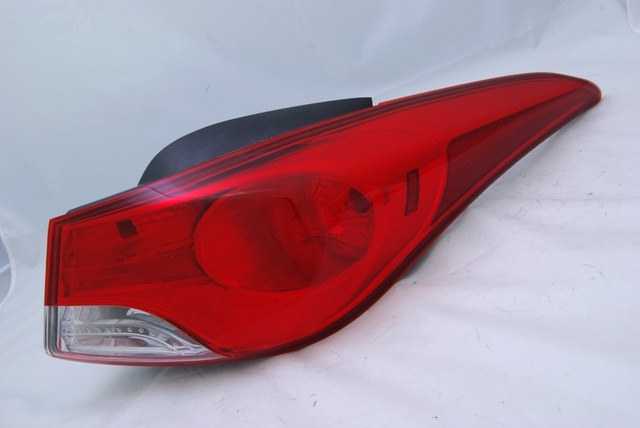 Aftermarket TAILLIGHTS for HYUNDAI - ELANTRA, ELANTRA,11-13,LT Taillamp assy outer