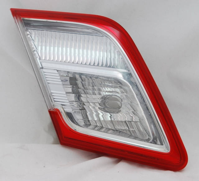 Aftermarket TAILLIGHTS for TOYOTA - CAMRY, CAMRY,10-11,RT Taillamp assy inner